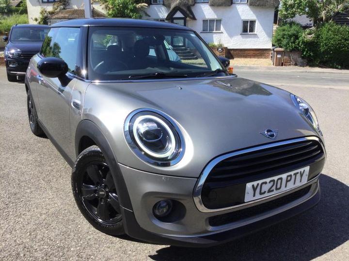 MINI Hatch 1.5 Cooper Classic Steptronic Euro 6 (s/s) 3dr