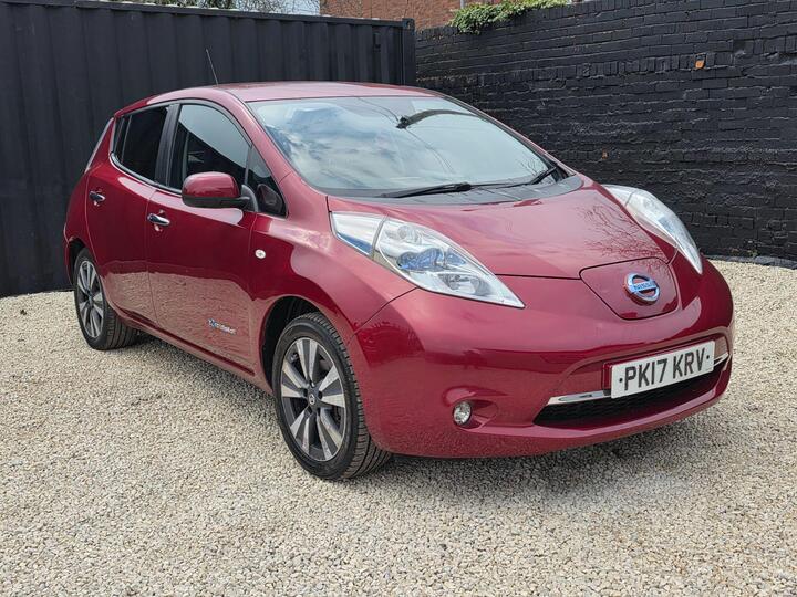 Nissan Leaf 30kWh Tekna Auto 5dr