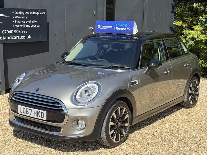 MINI HATCH 1.5 Cooper Auto Euro 6 (s/s) 5dr