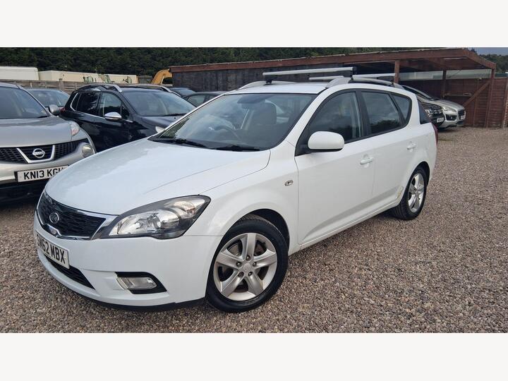 Kia Ceed 1.6 CRDi EcoDynamics 2 Sports Wagon Euro 5 (s/s) 5dr