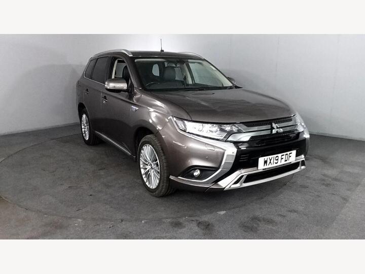 Mitsubishi OUTLANDER 2.4h TwinMotor 13.8kWh Juro CVT 4WD Euro 6 (s/s) 5dr