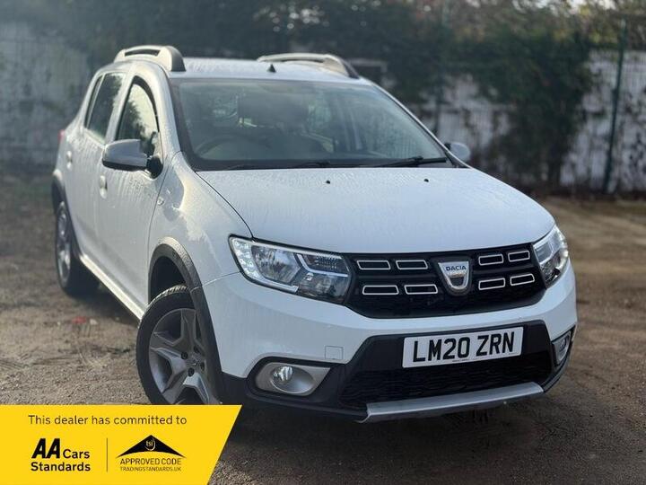 Dacia Sandero 0.9 TCe Essential Euro 6 (s/s) 5dr Dacia Sandero 0.9 TCe Essential Euro 6 (s/s) 5dr