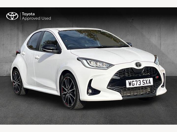 Toyota Yaris 1.5 VVT-h GR SPORT E-CVT Euro 6 (s/s) 5dr