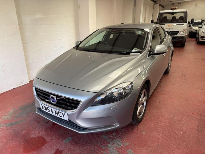 Volvo V40 2.0 D3 SE Euro 5 (s/s) 5dr