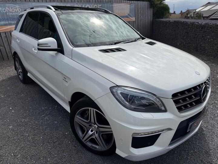 Mercedes-Benz M Class 5.5 ML63 V8 AMG SpdS+7GT 4WD Euro 5 (s/s) 5dr