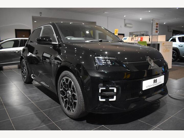 Renault 5 E-Tech Electric Comfort Range 52kWh Roland Garros Auto 5dr