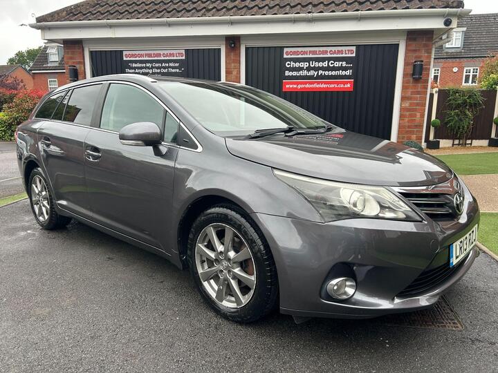 Toyota Avensis 1.8 V-Matic Icon Plus Tourer Multidrive S Euro 5 5dr