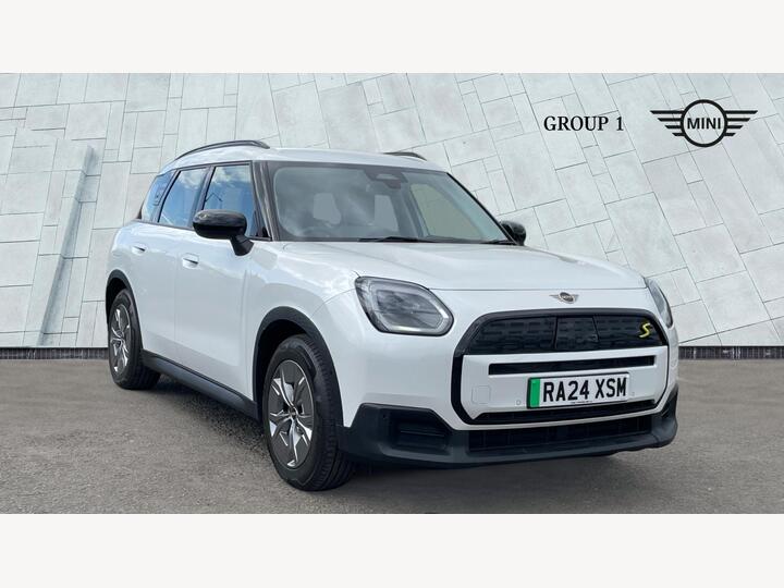 MINI Countryman SE 66.5kWh Classic Auto ALL4 5dr