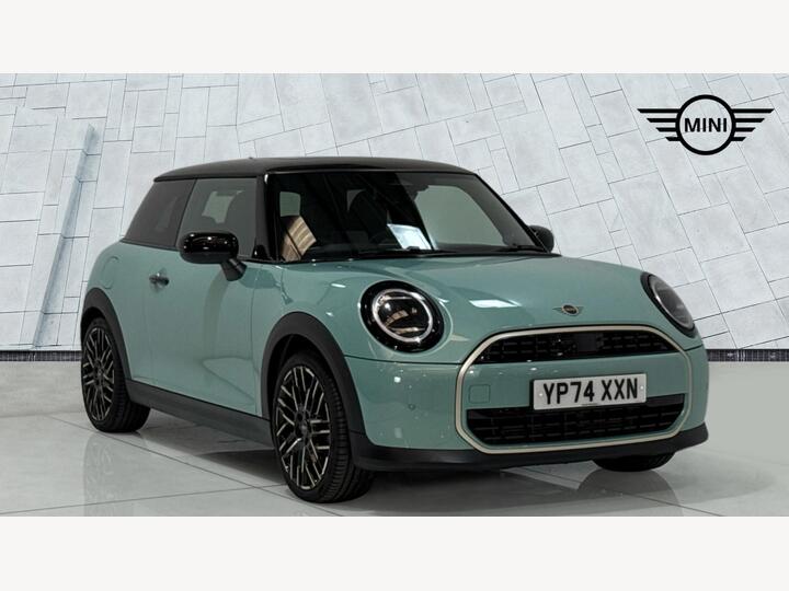 MINI Hatch 1.5C Exclusive Steptronic Euro 6 (s/s) 3dr