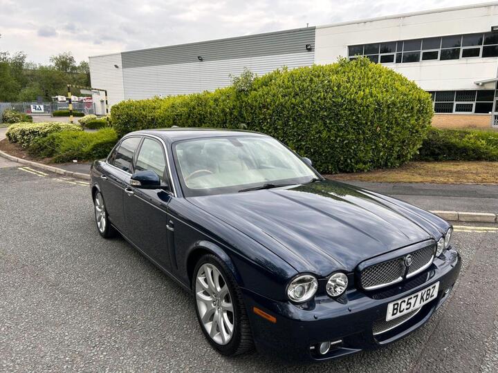 Jaguar XJ 4.2L Executive V8-Japanese Import-Registered Into Uk Nov 2022-Finished In Indigo Blue Metallic-Heated Ivory Leather Upholstery-Full Description To Fol