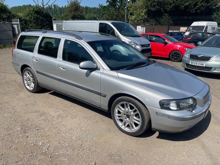 Volvo V70 2.4 S 5dr