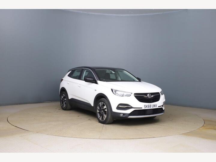 Vauxhall GRANDLAND X 1.2 Turbo Sport Nav Auto Euro 6 (s/s) 5dr