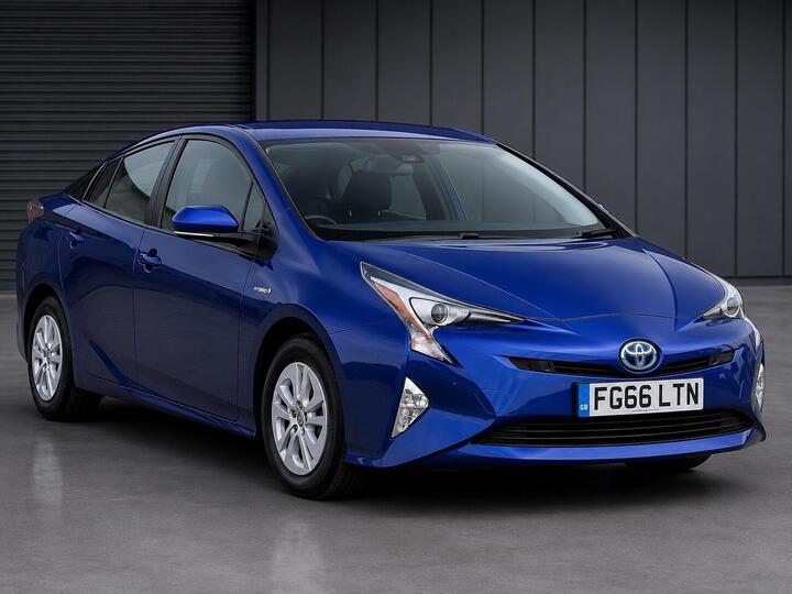 Toyota Prius 1.8 VVT-h Excel CVT Euro 6 (s/s) 5dr (15in Alloy)