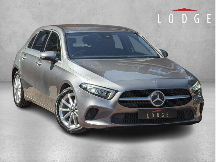 Mercedes-Benz A-CLASS 2.0 A200d Sport 8G-DCT Euro 6 (s/s) 5dr