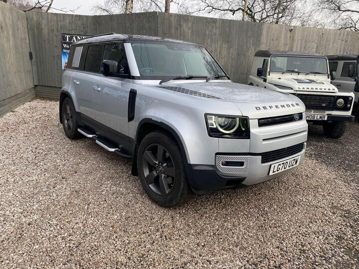 Land Rover Defender 110 2.0 SD4 SE Auto 4WD Euro 6 (s/s) 5dr