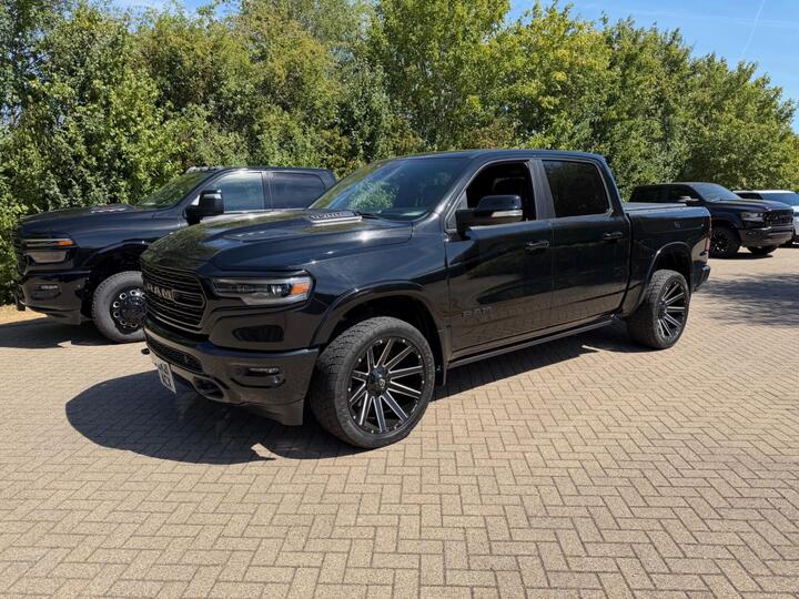 Dodge RAM 1500 Limited 5.7