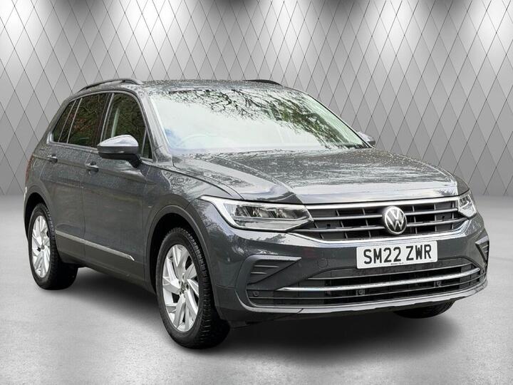 Volkswagen Tiguan 1.5 TSI Life Euro 6 (s/s) 5dr