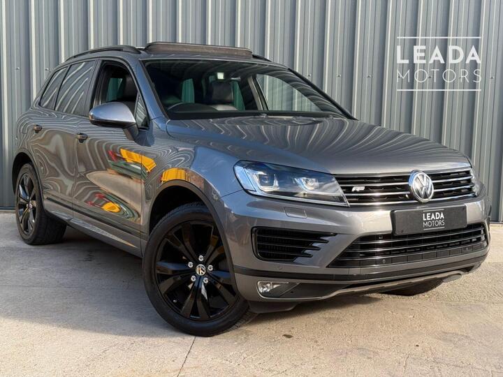 Volkswagen TOUAREG 3.0 TDI V6 BlueMotion Tech R-Line Tiptronic 4WD Euro 6 (s/s) 5dr