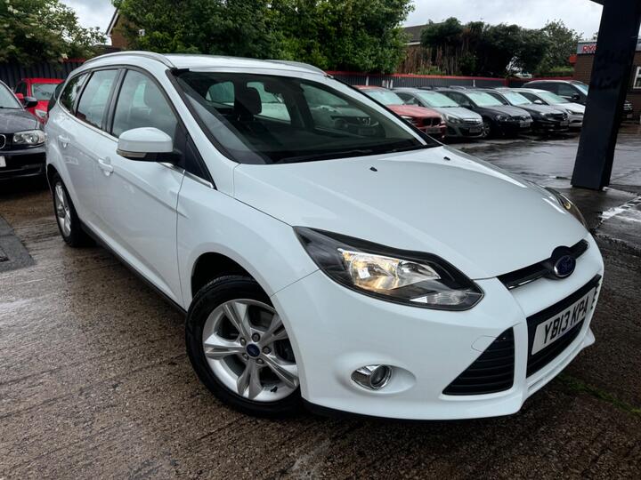 Ford Focus 1.6 Zetec Euro 5 5dr