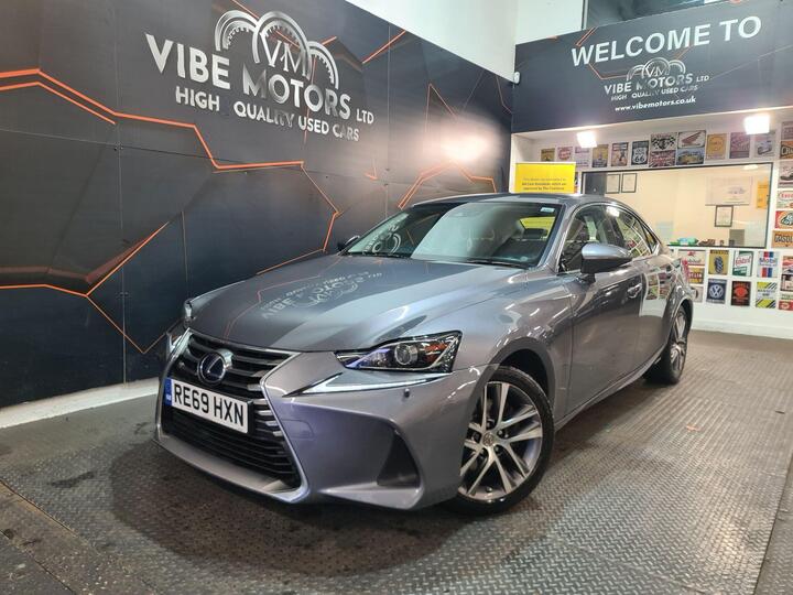 Lexus IS 2.5 300h E-CVT Euro 6 (s/s) 4dr