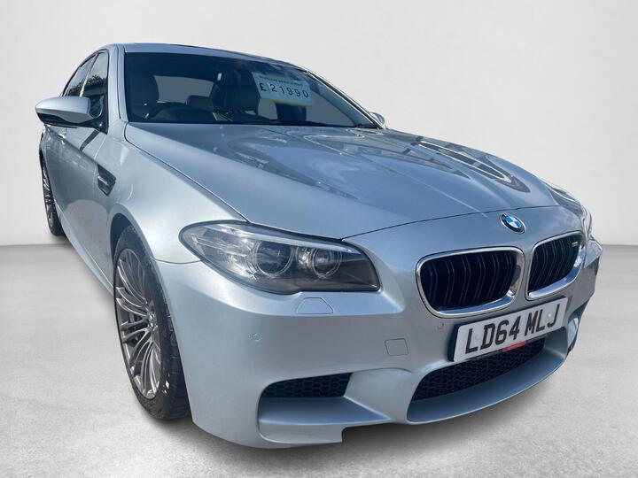 BMW M5 4.4 V8 DCT Euro 6 (s/s) 4dr