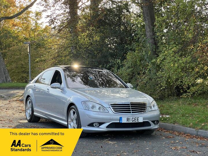 Mercedes-Benz S Class 5.5 S500 V8 G-Tronic Euro 4 4dr Mercedes-Benz S Class 5.5 S500 V8 G-Tronic Euro 4 4dr