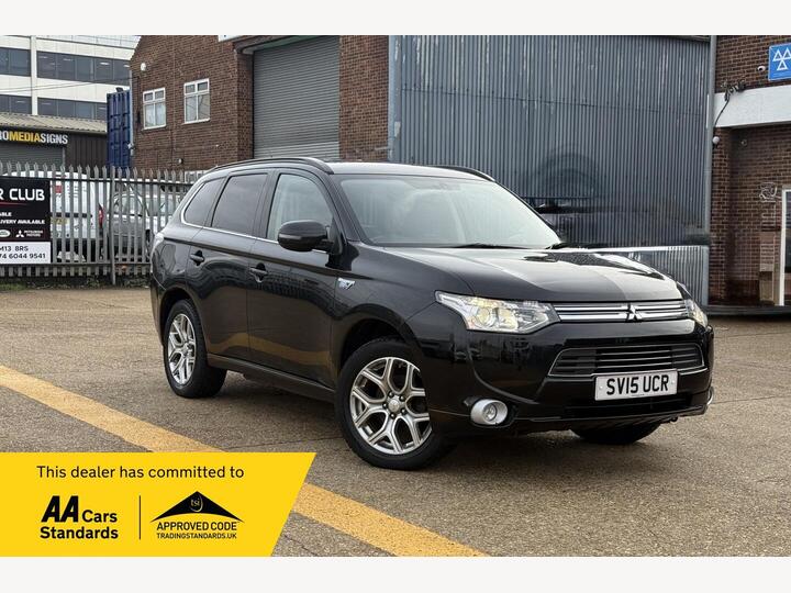 Mitsubishi Outlander 2.0h 12kWh GX4h CVT 4WD Euro 5 (s/s) 5dr Mitsubishi Outlander 2.0h 12kWh GX4h CVT 4WD Euro 5 (s/s) 5dr