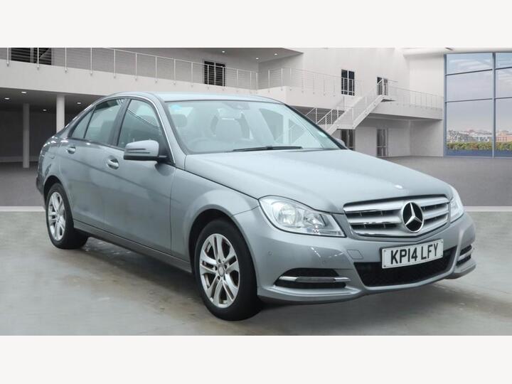 Mercedes-Benz C Class 2.1 C200 CDI Executive SE (Premium) G-Tronic+ Euro 5 (s/s) 4dr