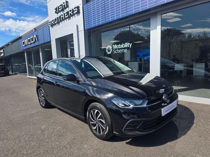 Volkswagen Polo 1.0 TSI Life DSG Euro 6 (s/s) 5dr Volkswagen Polo 1.0 TSI Life DSG Euro 6 (s/s) 5dr