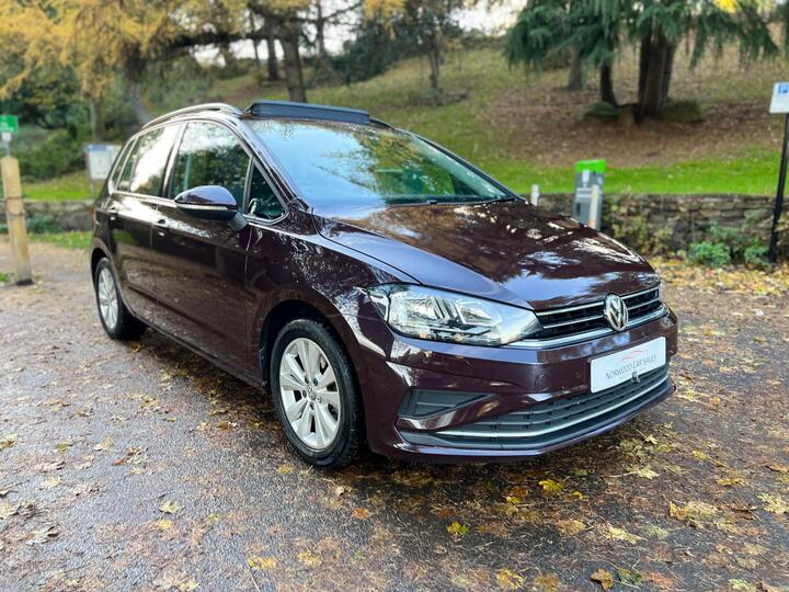 Volkswagen Golf SV 1.6 TDI SE Nav Euro 6 (s/s) 5dr Volkswagen Golf SV 1.6 TDI SE Nav Euro 6 (s/s) 5dr