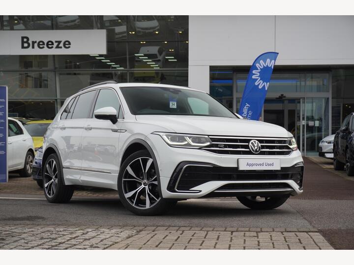 Volkswagen TIGUAN 2.0 TDI R-Line DSG Euro 6 (s/s) 5dr