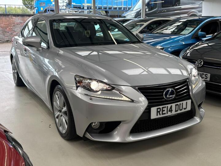 Lexus IS 2.5 300h Executive Edition E-CVT Euro 5 (s/s) 4dr