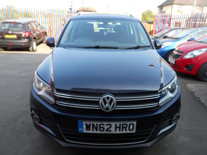 Volkswagen Tiguan 2.0 TDI BlueMotion Tech SE 4WD Euro 5 (s/s) 5dr