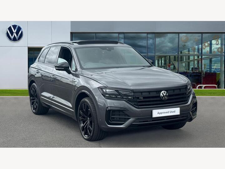 Volkswagen Touareg 3.0 TDI V6 Black Edition Tiptronic 4Motion Euro 6 (s/s) 5dr