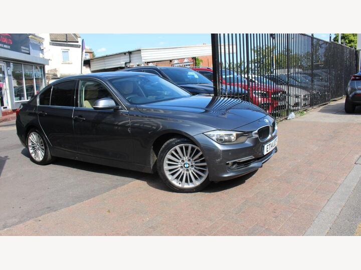 BMW 3 SERIES 2.0 320i Luxury Auto XDrive Euro 6 (s/s) 4dr