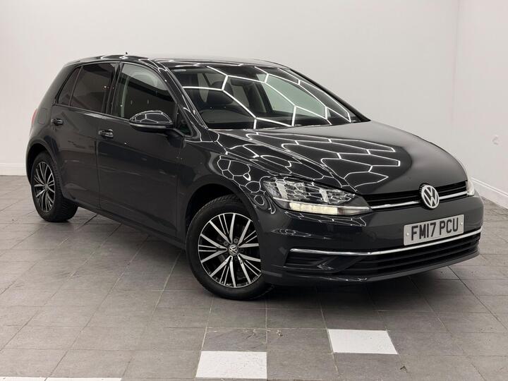Volkswagen Golf 1.6 TDI BlueMotion Tech SE Nav Euro 6 (s/s) 5dr