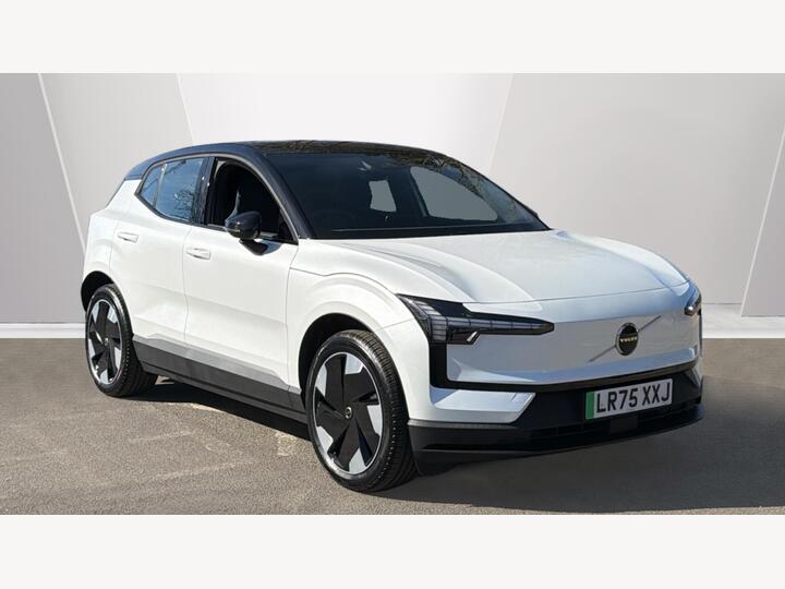 Volvo EX30 Twin Performance 69kWh Plus Auto AWD 5dr