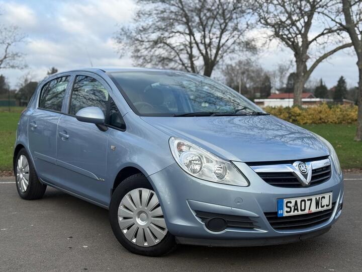 Vauxhall Corsa 1.4i 16v Club 5dr