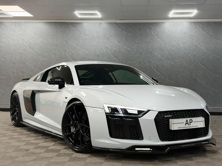 Audi R8 5.2 FSI V10 Plus S Tronic Quattro Euro 6 (s/s) 2dr