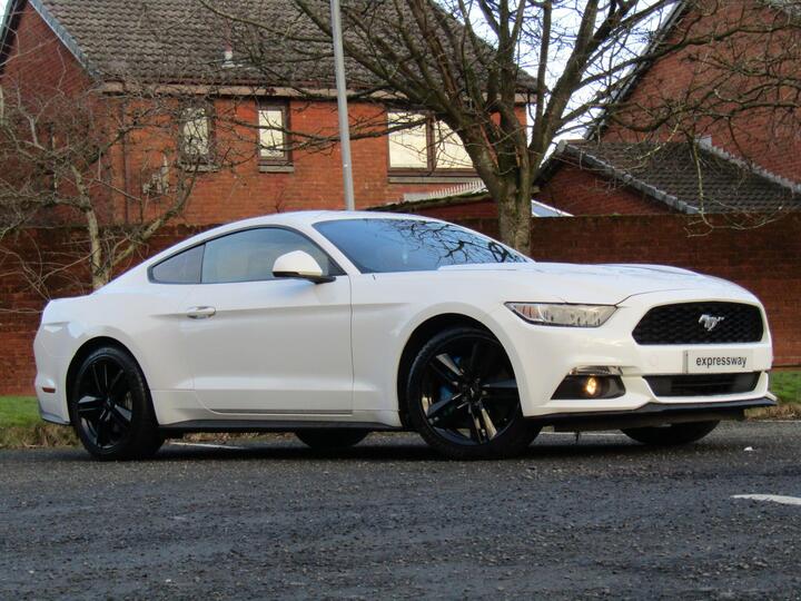 Ford Mustang 2.3T EcoBoost Fastback Euro 6 2dr
