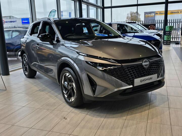 Nissan QASHQAI 1.3 DIG-T MHEV N-Connecta XTRON Euro 6 (s/s) 5dr