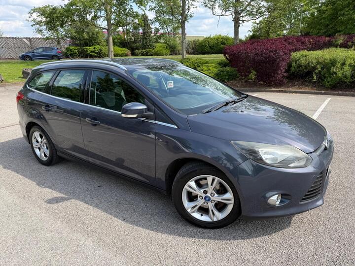 Ford Focus 1.6 Zetec Euro 5 5dr