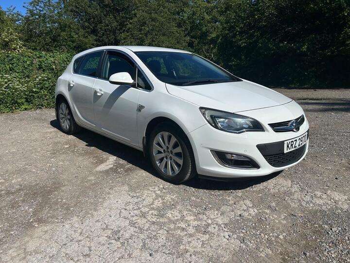Vauxhall Astra 2.0 CDTi EcoFLEX Elite Euro 5 (s/s) 5dr