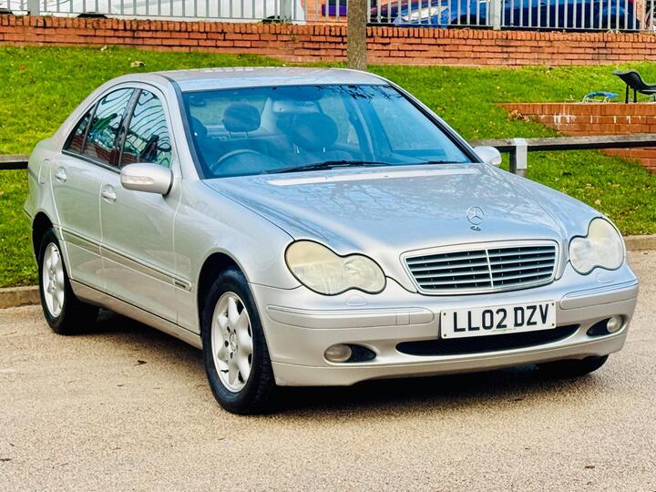 Mercedes-Benz C Class 2.0 C200 Kompressor Elegance 4dr