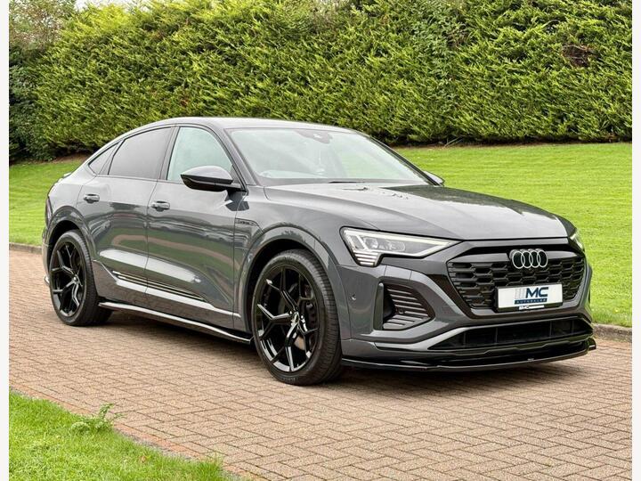 Audi Q8 E-TRON 55 S Line Sportback Auto Quattro 5dr 114kWh (11kW Charger)