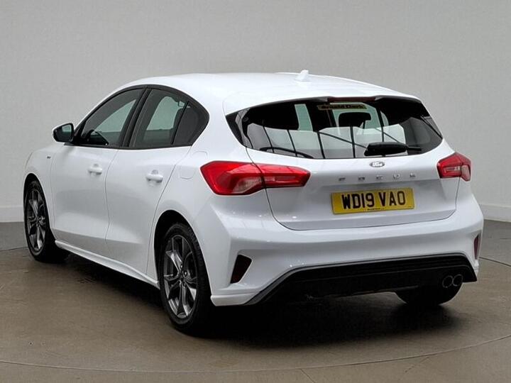 Ford Focus 1.5T EcoBoost ST-Line Euro 6 (s/s) 5dr