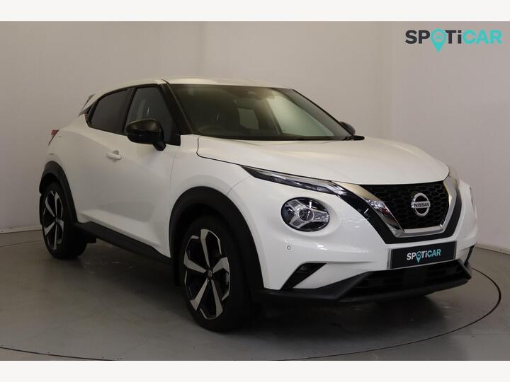 Nissan Juke 1.0 DIG-T Tekna Euro 6 (s/s) 5dr Nissan Juke 1.0 DIG-T Tekna Euro 6 (s/s) 5dr