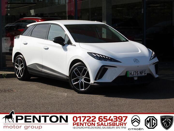 MG MG4 64kWh Trophy Long Range Auto 5dr