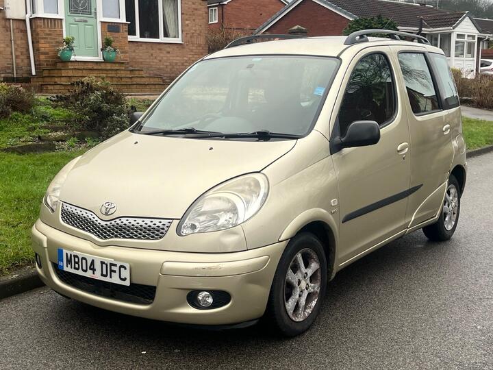 Toyota Yaris Verso 1.3 VVT-i T Spirit 5dr