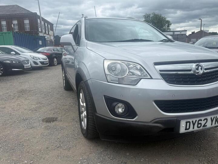Vauxhall Antara 2.2 CDTi Exclusiv 4WD Euro 5 (s/s) 5dr Vauxhall Antara 2.2 CDTi Exclusiv 4WD Euro 5 (s/s) 5dr